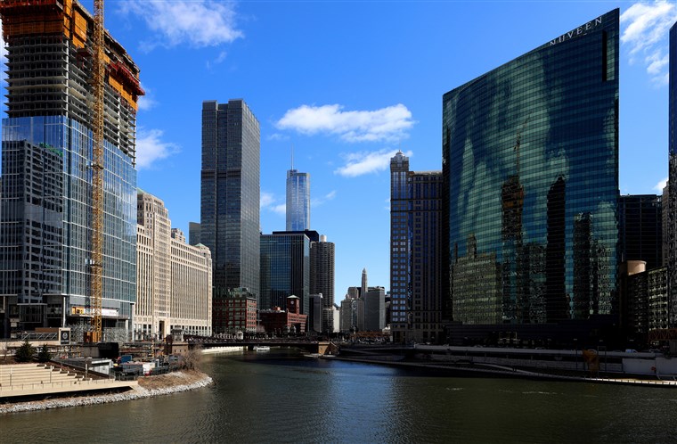 Construction on Pelli Clarke Pelli’s Wolf Point East Tower apartments in Chicago on March 31, 2019. Raymond Boyd / Getty Images file